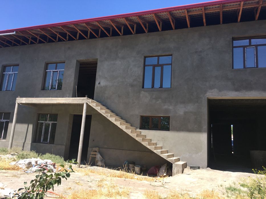 Срочно Срочно Уй сотилади ТОШМИ пўстдан кирганда Олтин тепа Жоми кўча