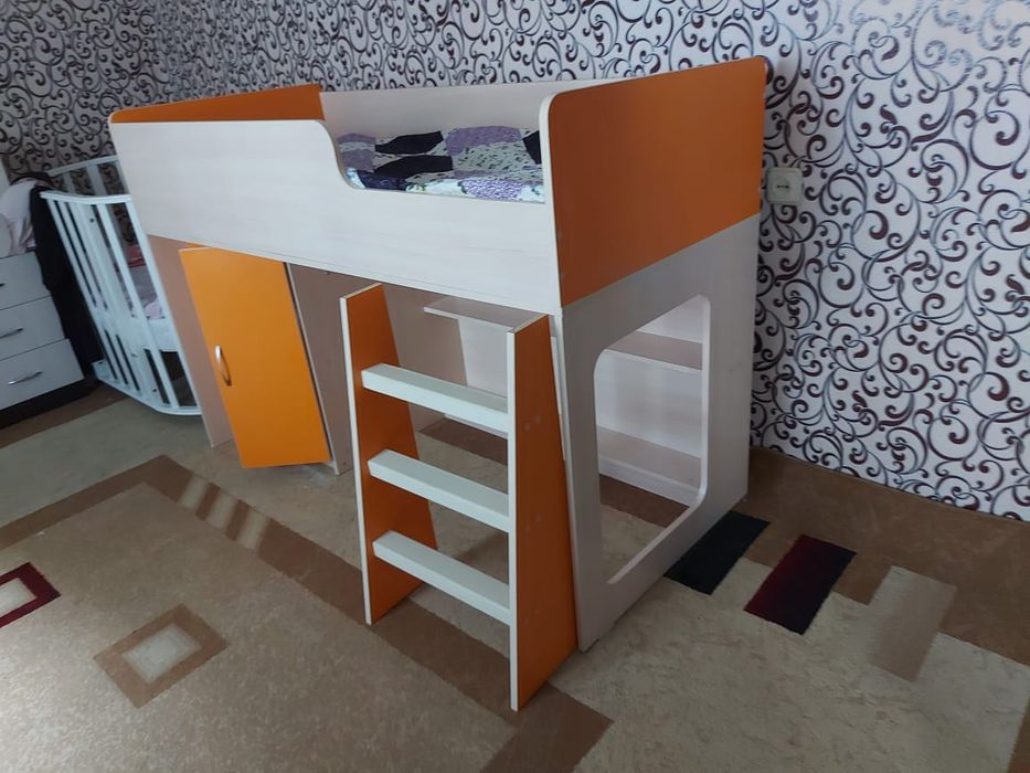 Продам чердак кровать,