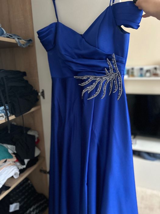 Бална рокля ,като нова