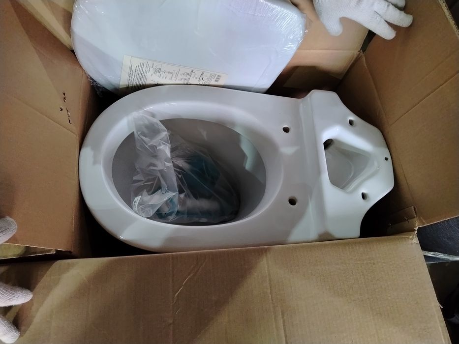 Унитаз-компакт продам 20-30 тыс