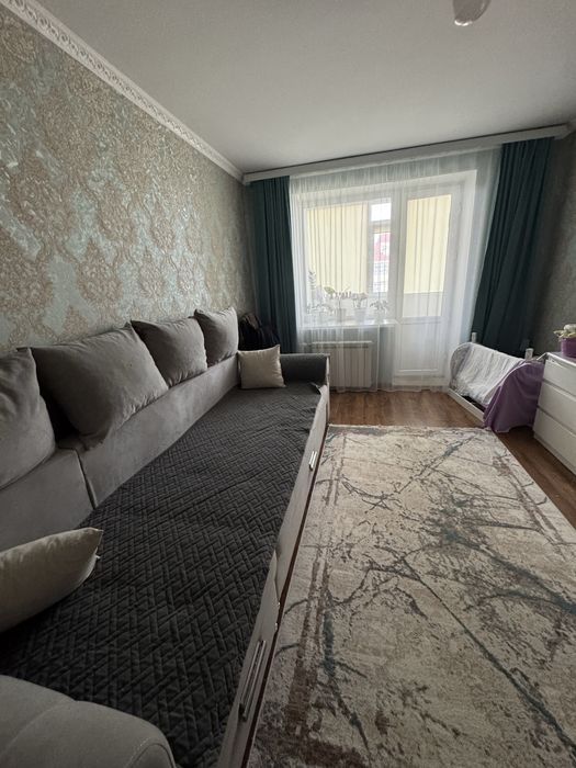 Продам 3 комн кв в 12 мкр
