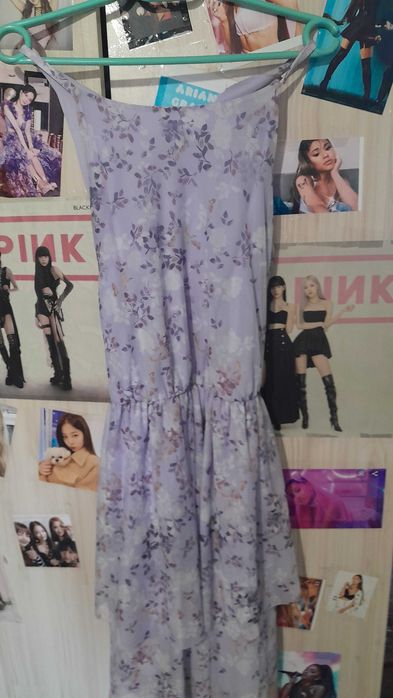 Рокля С размер лилава на цветя