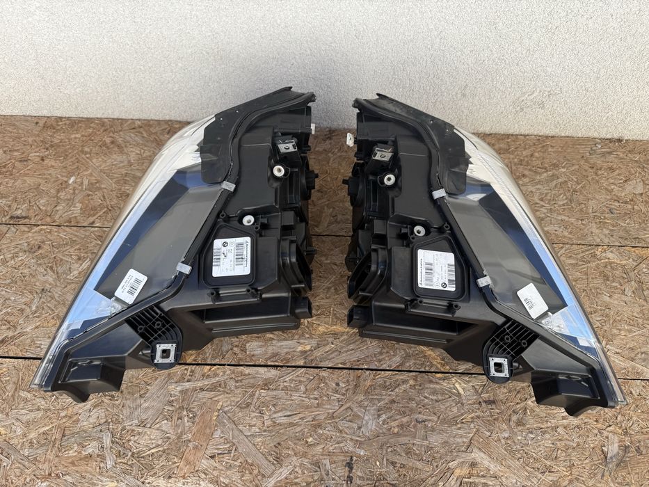 SET Far stanga dreapta BMW X3 X4 F25 F26 LCI Full LED Adaptiv Original