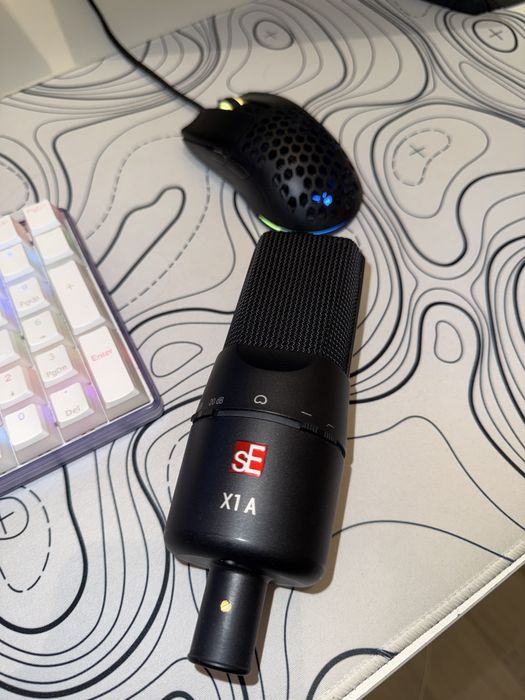 Микрофон SE Electronics X1 S черный