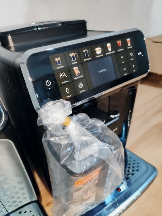 Espressor automat Philips 5500 20 bauturi