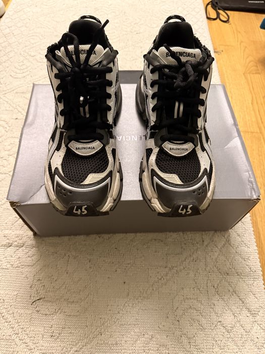 Balenciaga runner Black/White