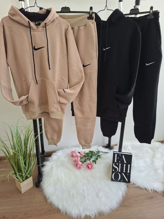 Ватирани дамски екипи