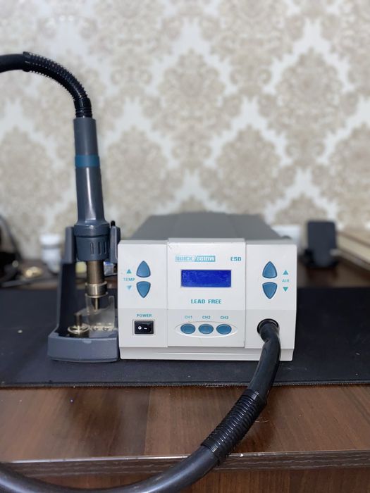 Продоется проф техника для ремонта гаджетов Б/у