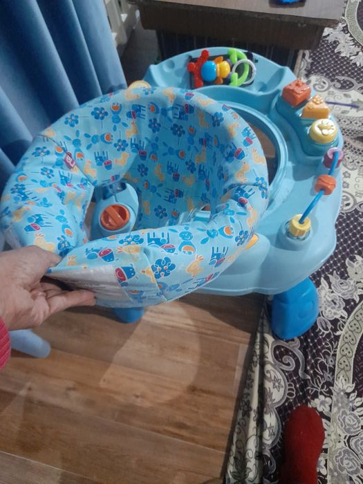 Продам стульчик  развивающий