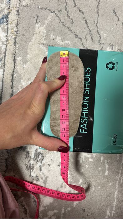 Продам ботинки осень детские