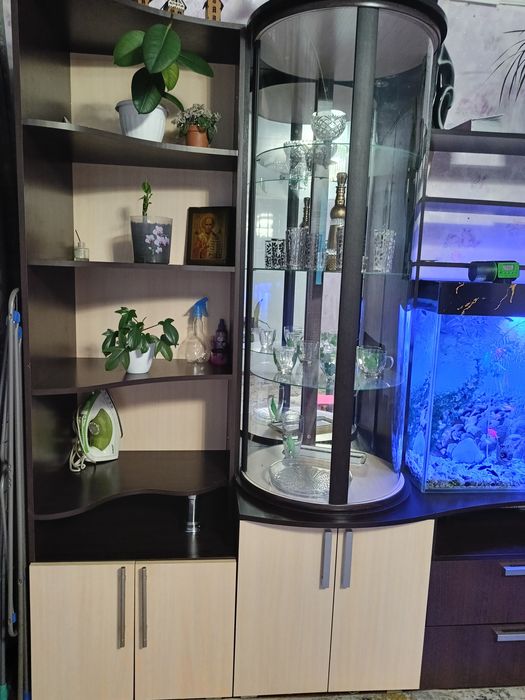 Продам стенку  ..