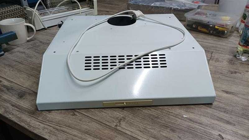 Кухонная вытяжка