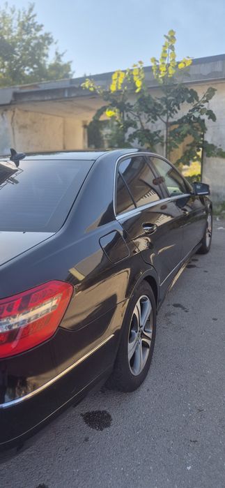 Mercedes-Benz E220 CDI