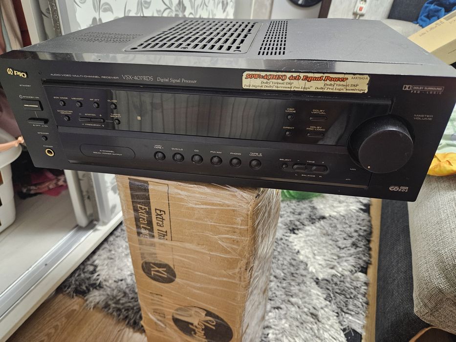 Amplificator pioneer