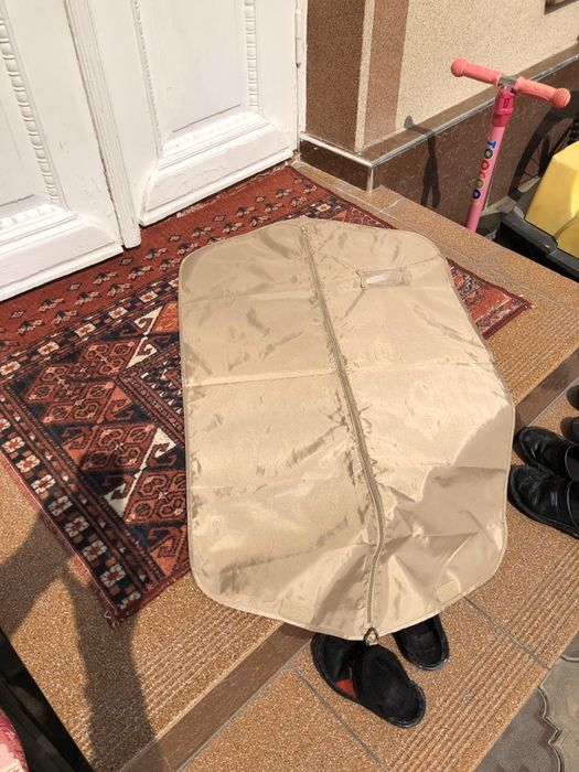 Чехол для костюма и одежды