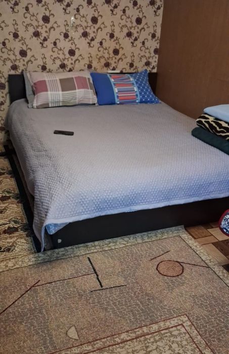 Продам кровать 2х спальная.