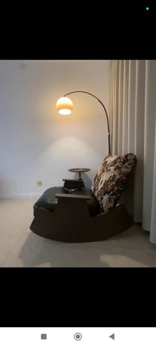 Кресло качалка в скандинавском стиле