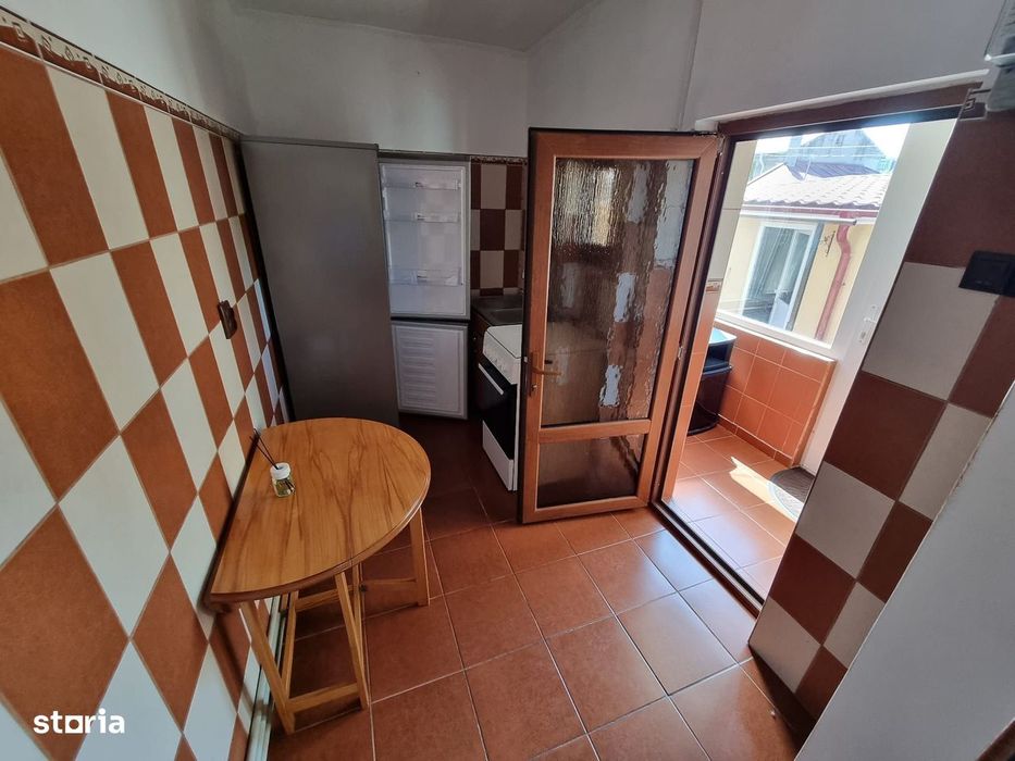 Dacia-  casa cu 5 camere de caramida