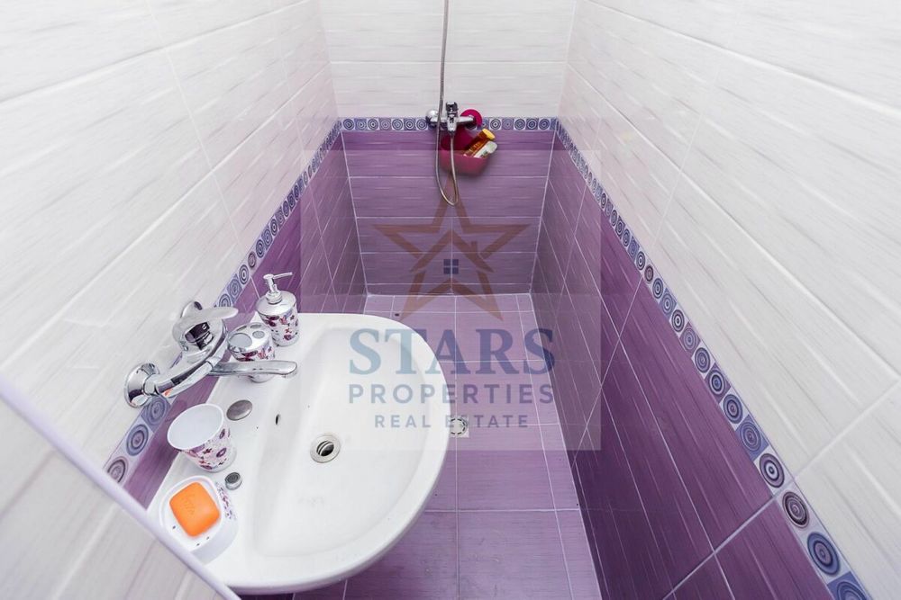 Продава се Къща в с. Орешак, Област Варна - 420 кв.м за 377 €/кв.м - Снимка #17