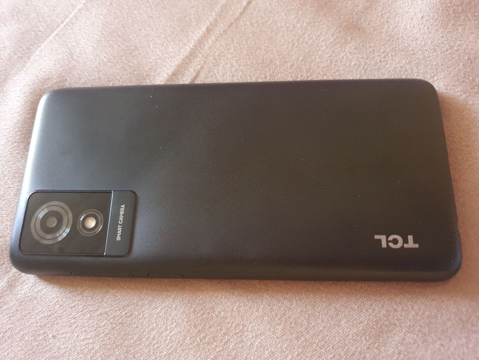 Telefon fără accesorii