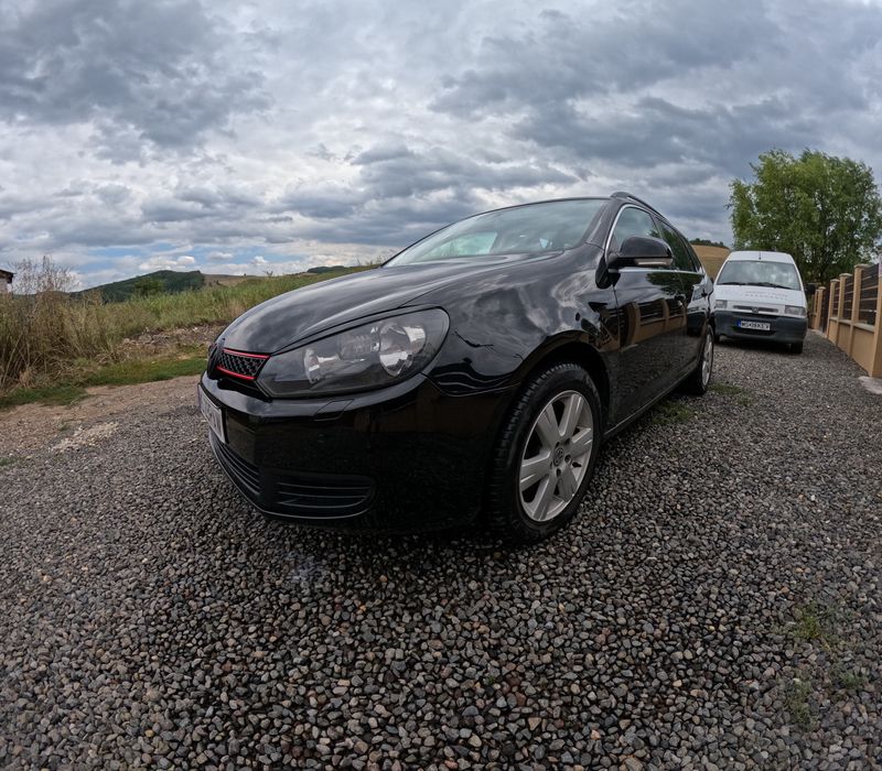 Volkswagen Golf 6 Break 1.6TDI 2010 - Look GTI/Trapta/Injectoare cu garantie/acte 360.000km