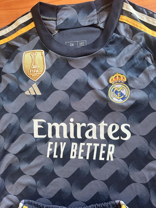 Детски екип REAL MADRID размер 24