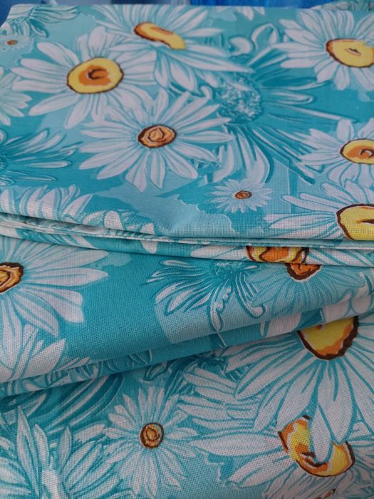 Продам комплекта постельного белья 1,5.