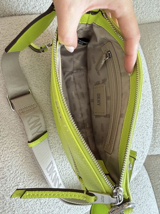 Дамска чанта DKNY