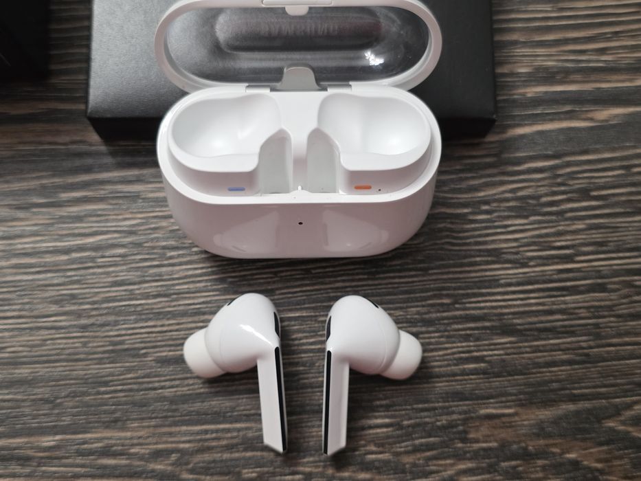 Наушники Galaxy Buds3 Pro, Белые