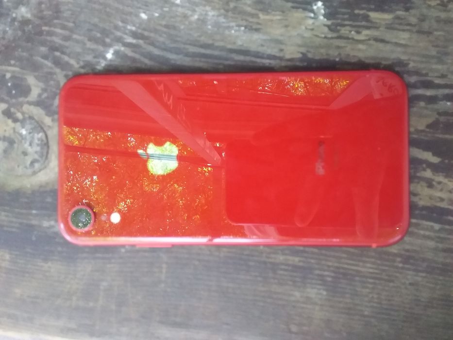 Suroshna ayfon ix er