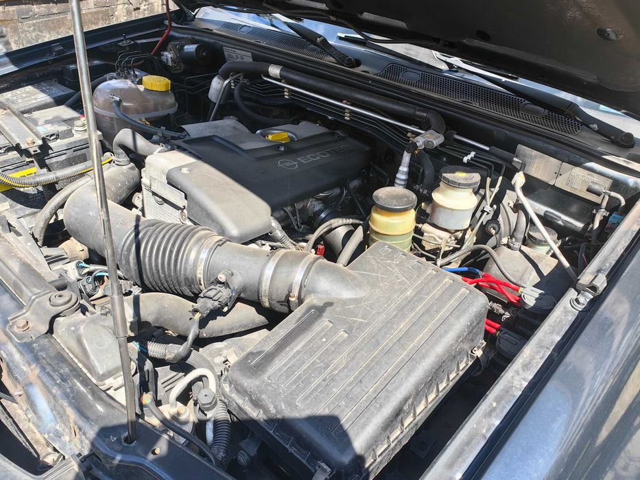 Опел Фронтера Б 2.2.116 кония