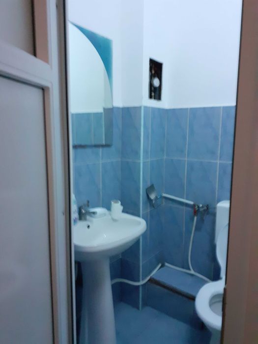 Inchiriez Hale, spatii comerciale(hala de  350 mp si hala 760 mp)