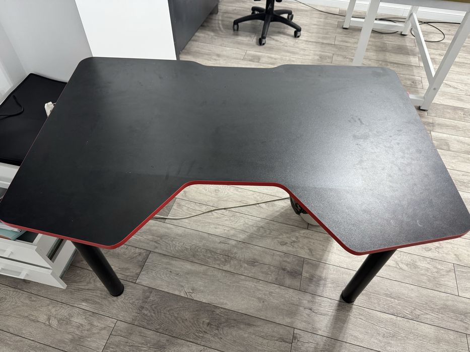 Продам офисный стол