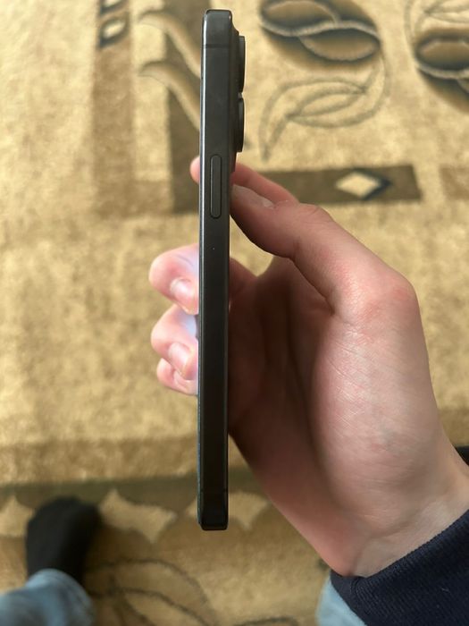 Продам Айфон 15 pro max 256gb