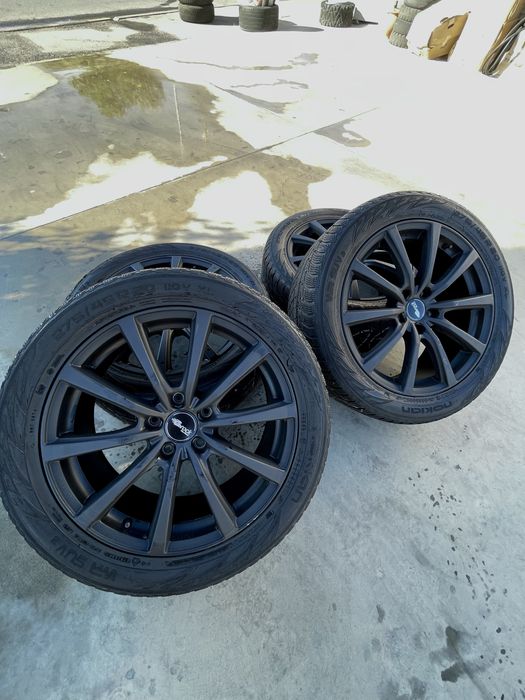 Оригинални джанти за Grand cherokee BROCK 20’’ 5x127 8.5J et56 със зимни гуми 275 45 20