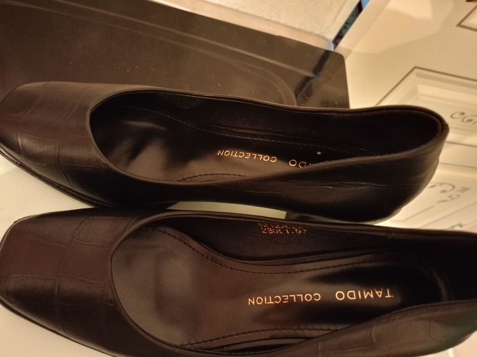 Продаётся женский туфли