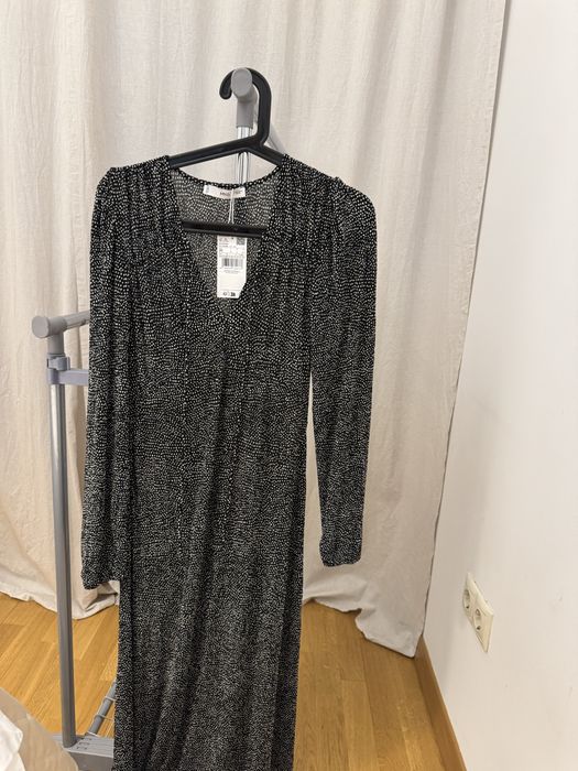 Платье MNG, черное с горошком, новое , M