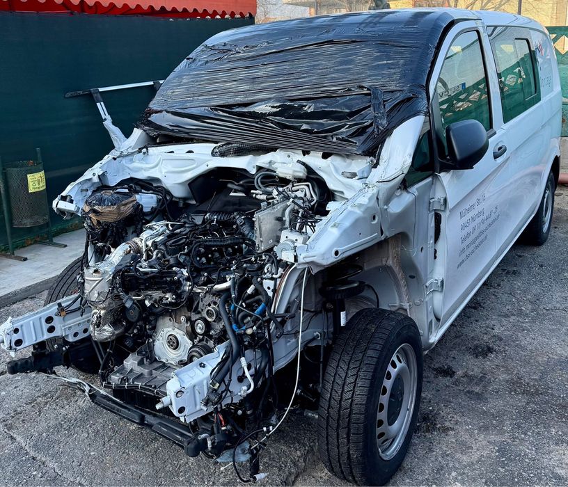 Dezmembrez Mercedes Vito 2024 Motor 2.0 km 40000 locuri