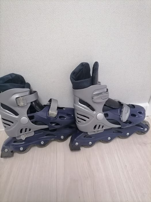 Продам роликовые коньки