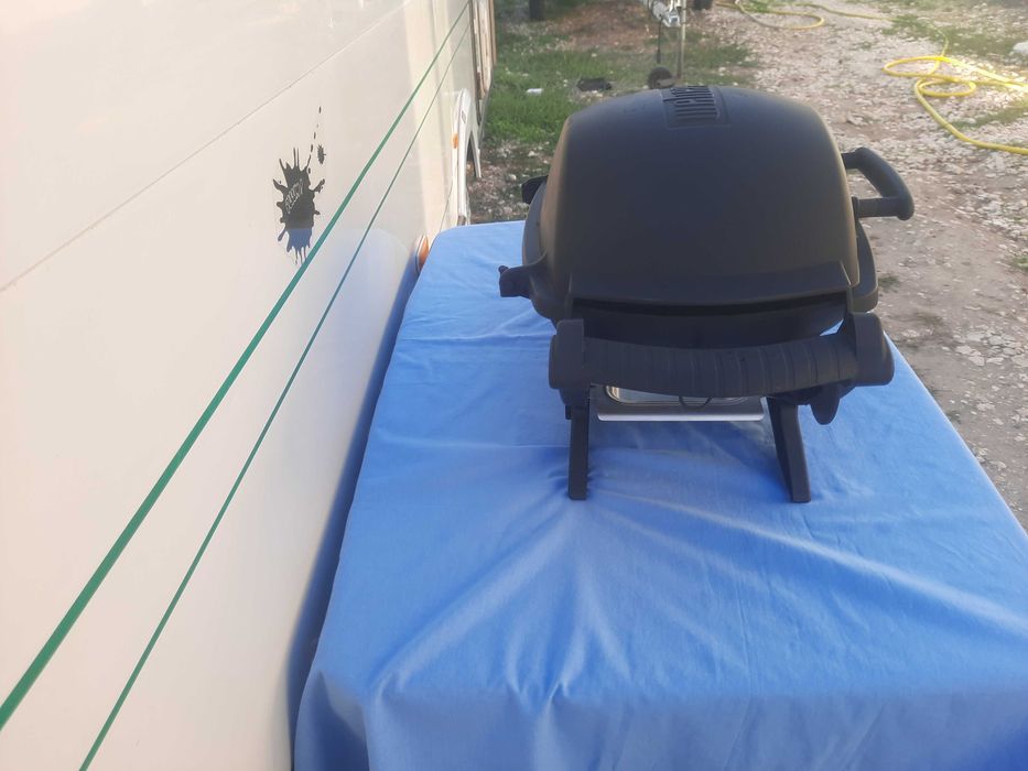 Газово барбекю,скара Weber Q1000