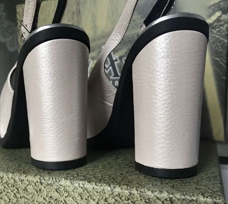 Босоножки (натуральная кожа)