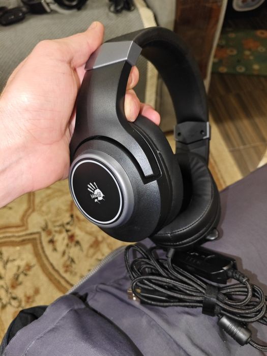 Оригинальные наушники от Bloody