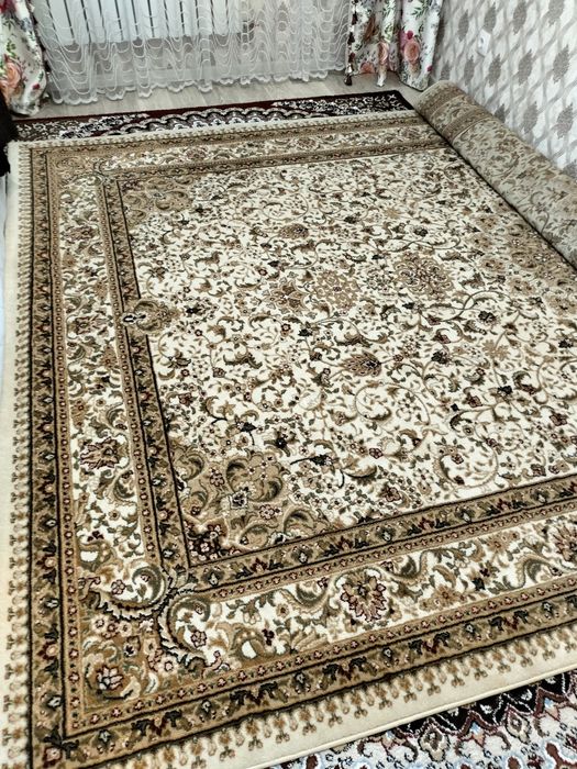 Ковёр Б/у В отличном состоянии