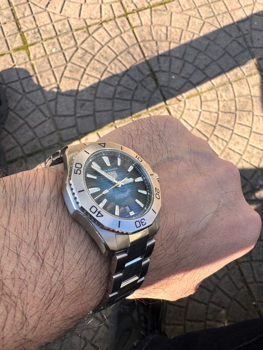 Tag Heuer Aquaracer Professional 200 Date