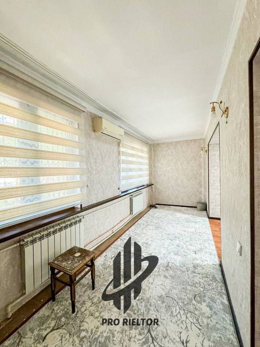 Продается 2 комнатная квартира ремонт Академгородок