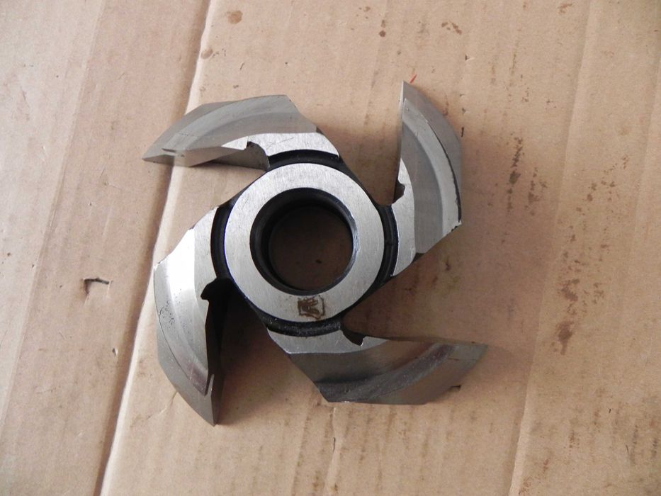 Freza cu profil inclinat 45° pentru imbinari de colt cod IC45