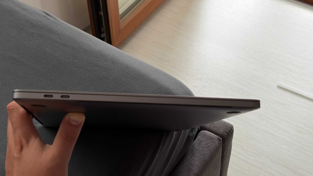 Apple MacBook Pro 15” (2019) | i9 8-Core | 32GB RAM | 512GB SSD | Radeon Pro 560X
