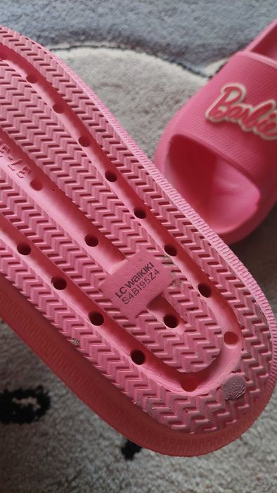 Papuci roz Barbie 37-38 waikiki