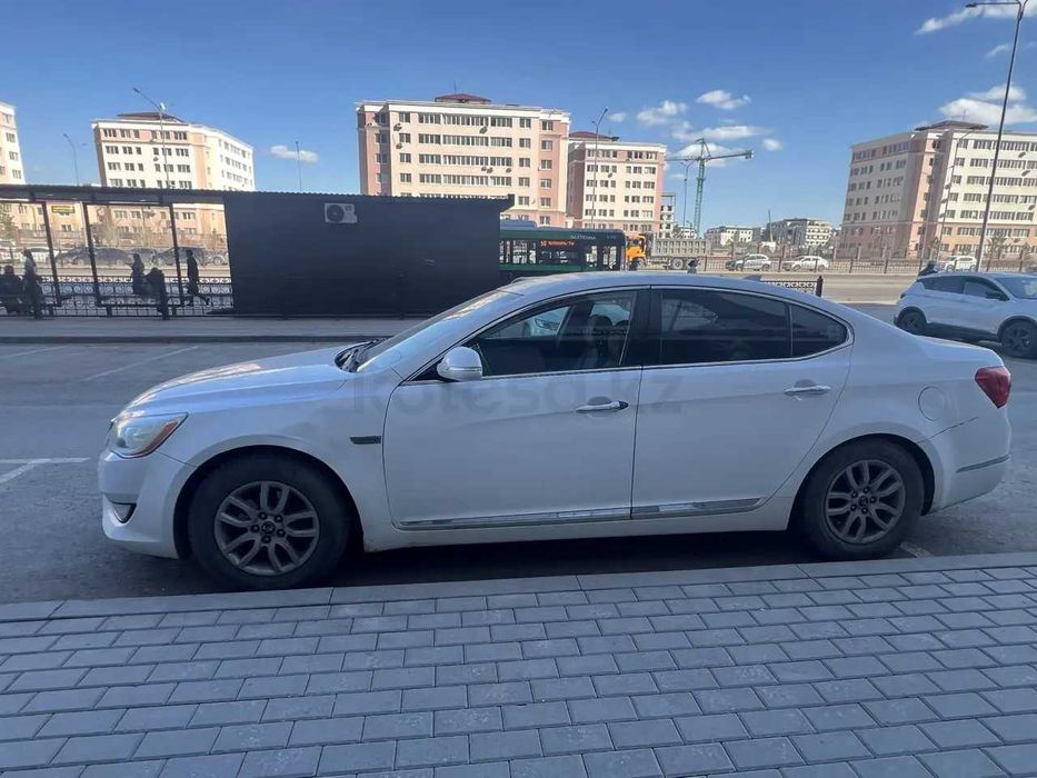 Срочно продам Kia K7 2010 года