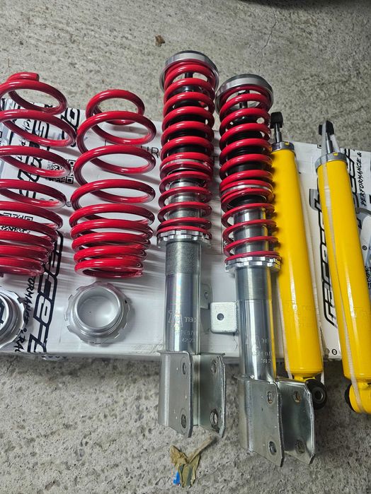 Спортно регулируемо окачване TA-Technix